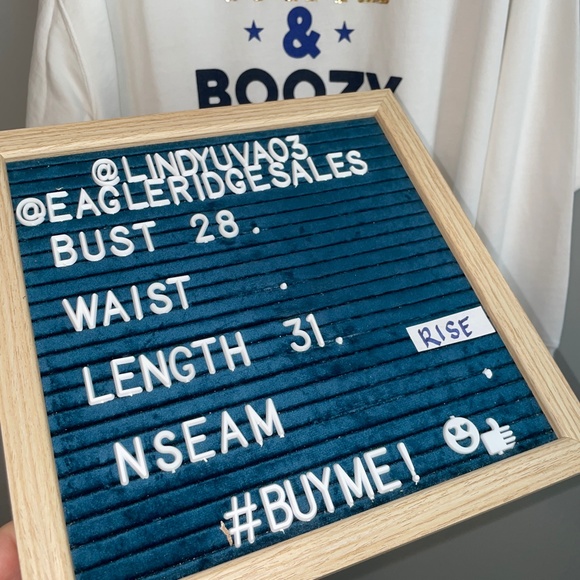 NWT Crown & Ivy Red White and Boozy Sequin Graphic Sweatshirt Size 3X - Picture 5 of 5